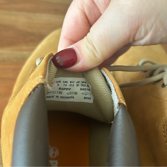 New Timberland Men's Maple Grove Leather Chukka Boots - Picture 7 of 8